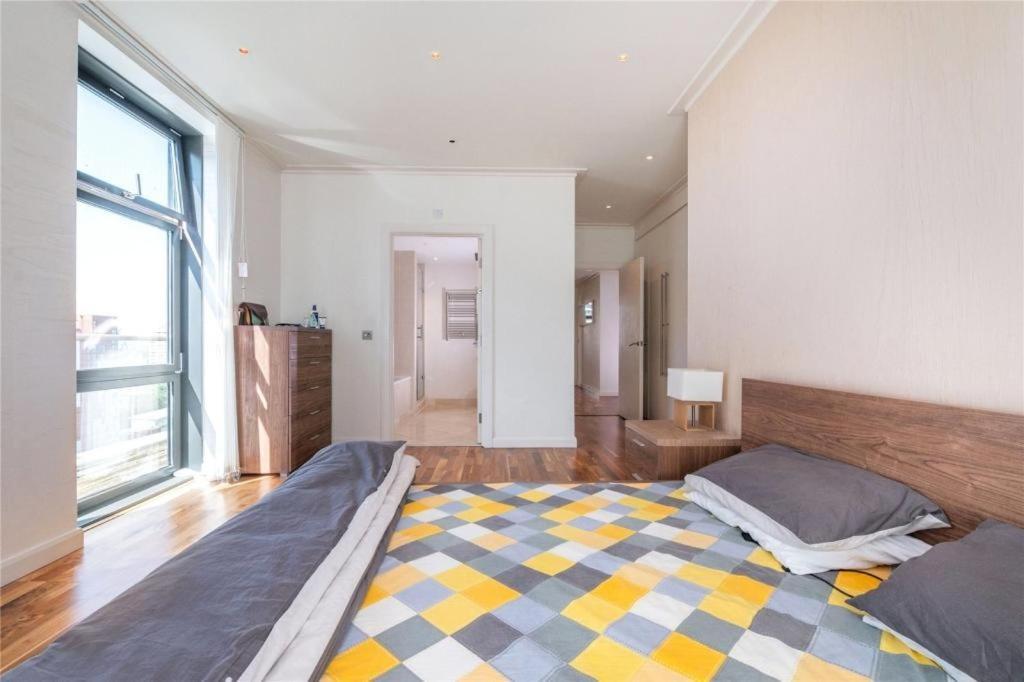 Penthouse Canary Wharf - Free Wifi London Exterior foto